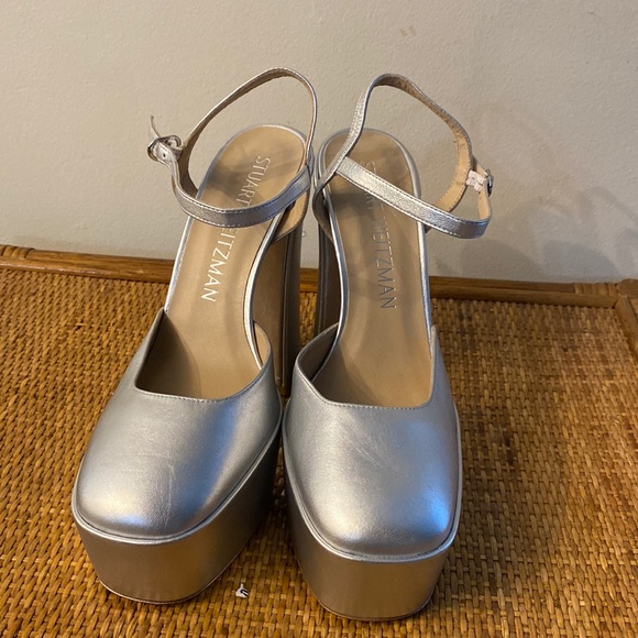Skyhigh Metallic Ankle-strap Platform Pumps In Silver - Picture 2 of 8